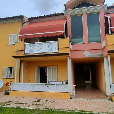 Apartment Accogliente Bilocale Zona Aereoporto *